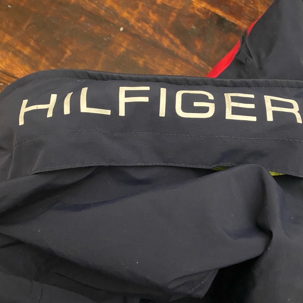 Tommy Hilfiger - Picture 8 of 13
